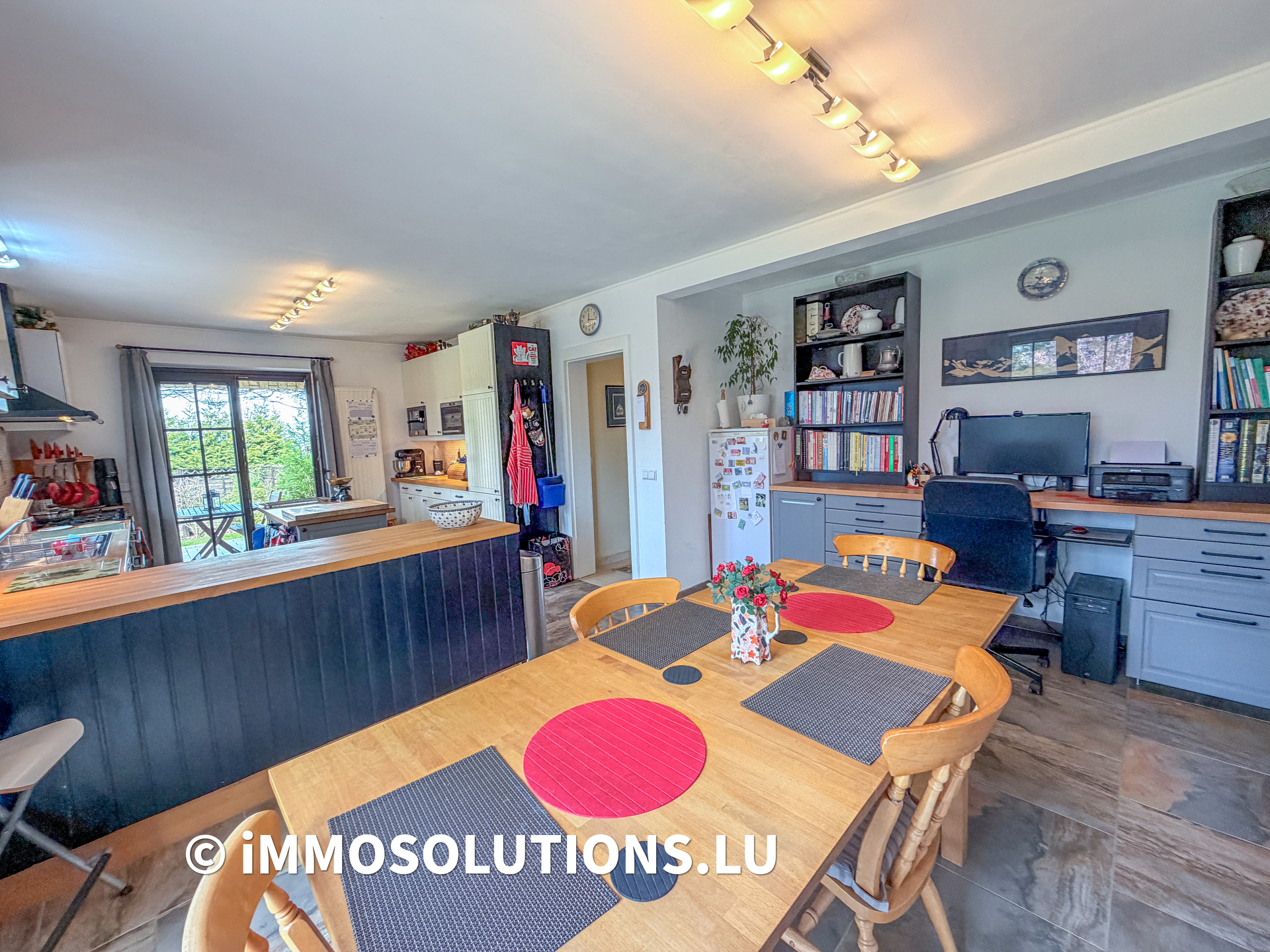 Maison — Olm · 212 m² - photo 11